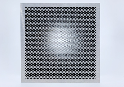 Microwave shielding honeycomb filter for 5G band